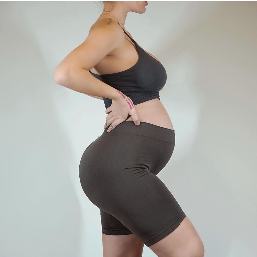 🆕 Naturyl Basic Biker Shorts Plus Size Charcoal - Picture 2 of 4